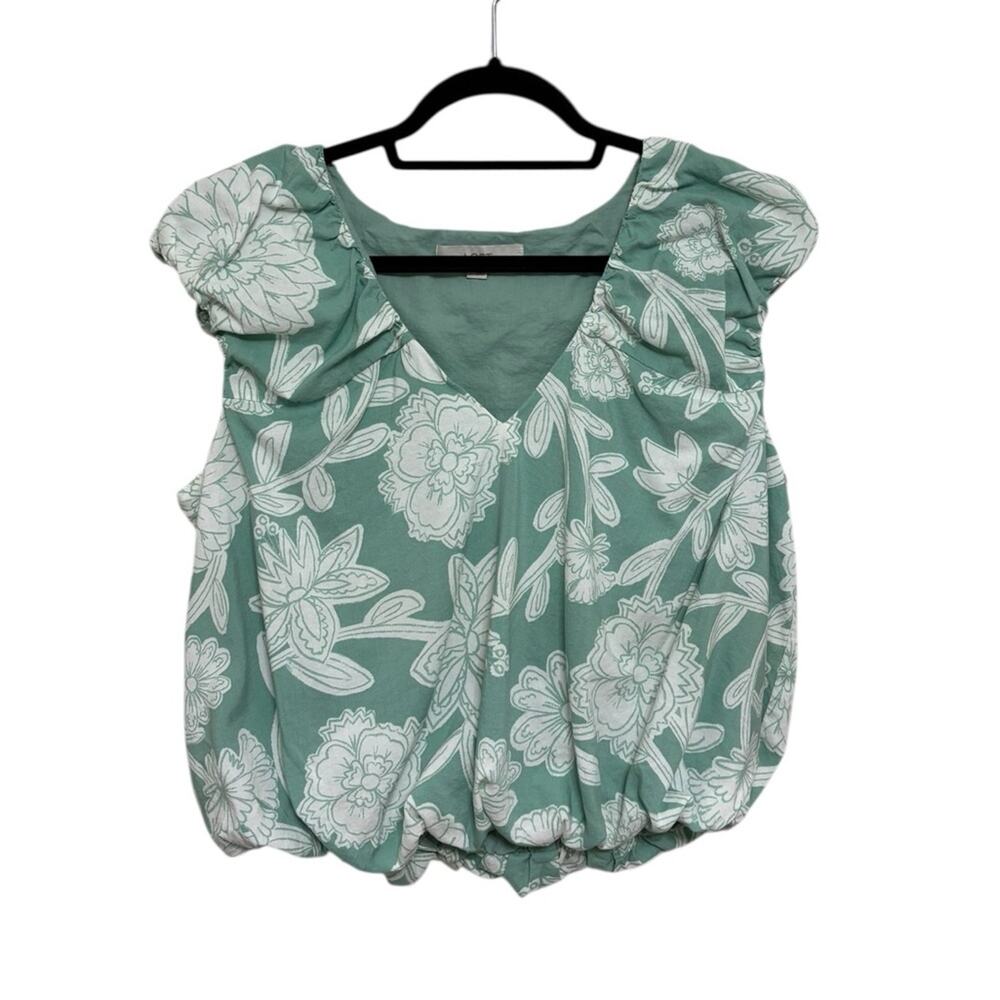 LOFT Floral V-Neck Bubble Hem Top in Mint Lake - Size L - Picture 2 of 6